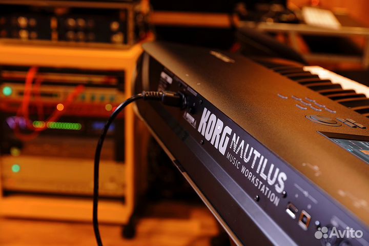 Рабочая станция korg nautilus-88