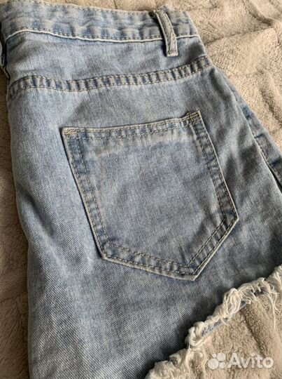 Шорты женские