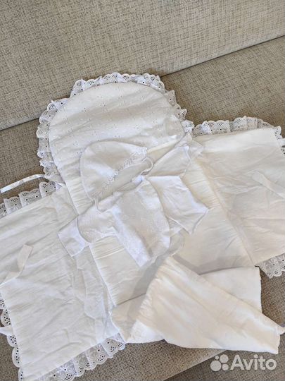 Белоснежный конверт на выписку