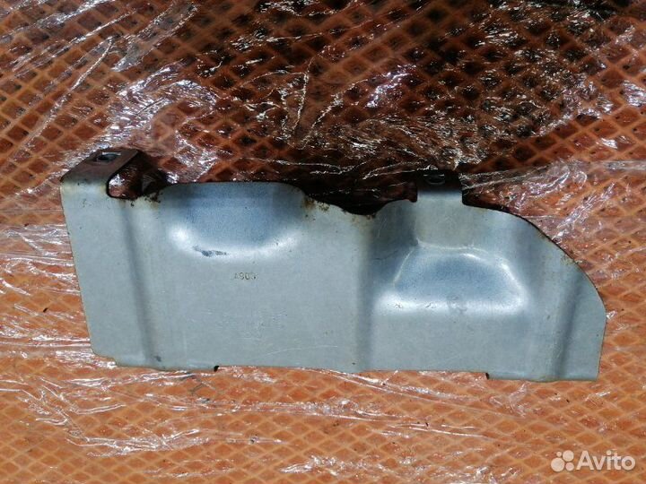 Защита выпускного коллектора Audi A6 C6 4F ccea