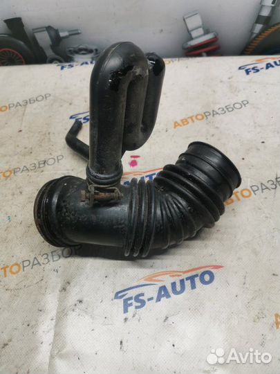 Патрубок дроссельной заслонки Hyundai Tucson JM