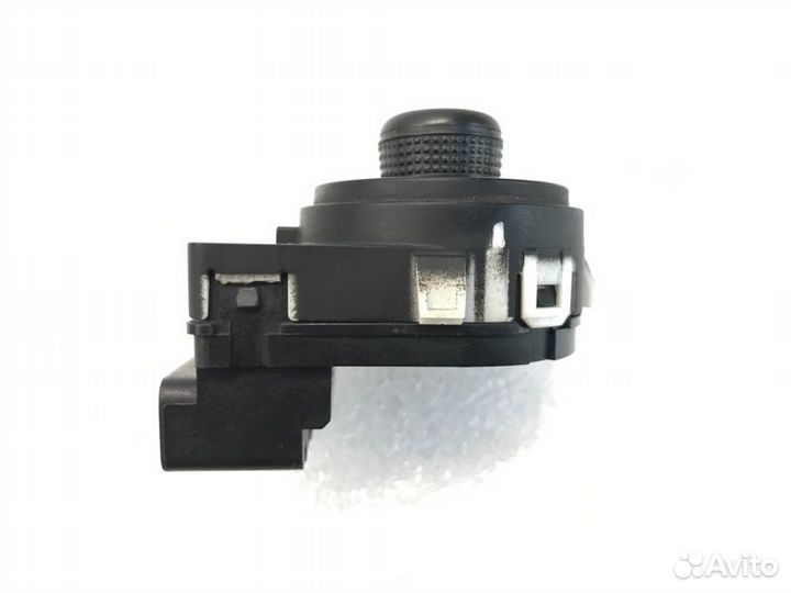 Блок управления зеркалами Chevrolet Cruze седан