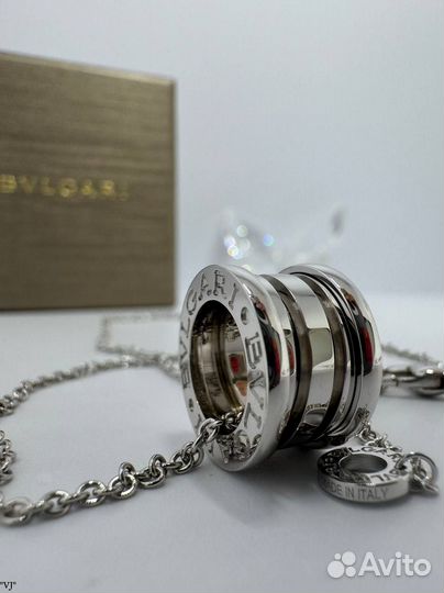 Подвеска Bvlgari (AU 750) без вставок