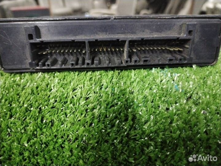 Блок управления двс Mitsubishi Chariot