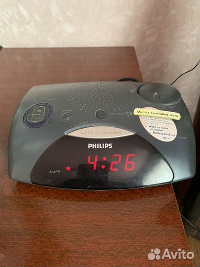 Радио будильник philips AJ 3190/AJ 3195