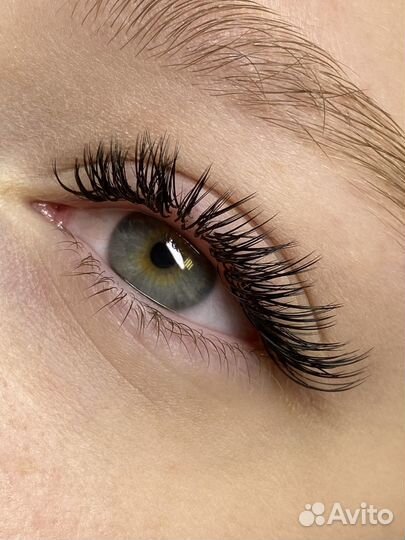 Наращивание ресниц с выездом на дом