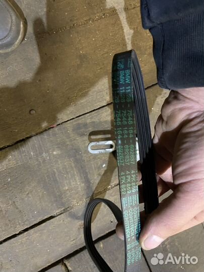 Натяжитель ремня кондиционера BMW N62