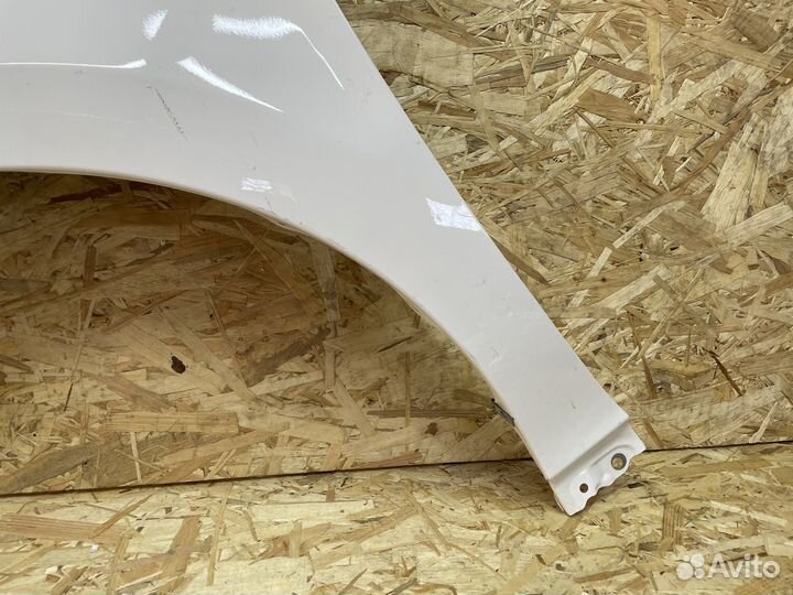 Крыло переднее левое Toyota Camry 75