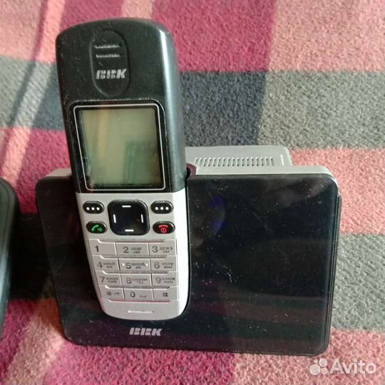 Телефоны обычные кучкой