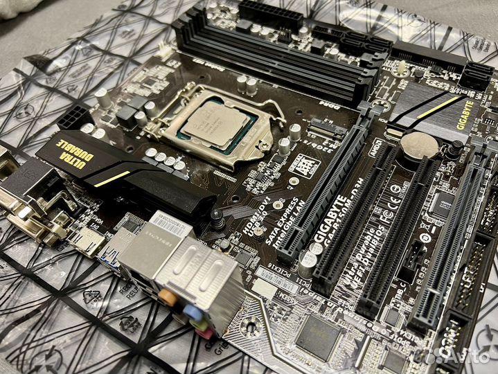 Комплект (материнская плата + процессор)