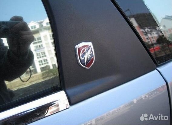 Эмблемы Ghia для Ford Focus