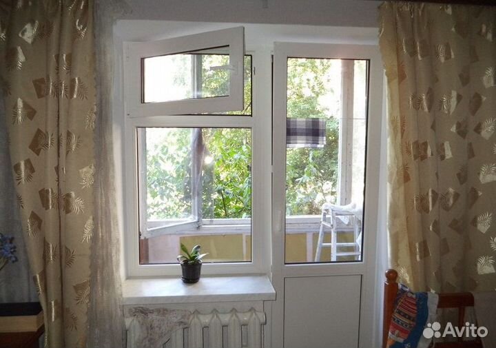 Пластиковое окно 1300*1500 с форточкой