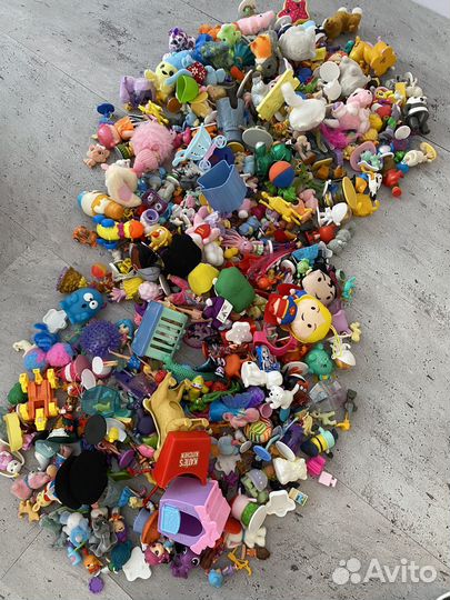 Игрушки из киндера и не только