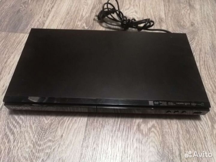 3d Blu-ray плеер Samsung bd-e5500 Smart Hub