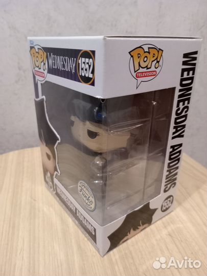 Funko Pop Wednesday Addams SE 1552