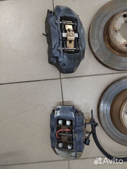 Комплект суппортов и дисков Z17 Audi Q7