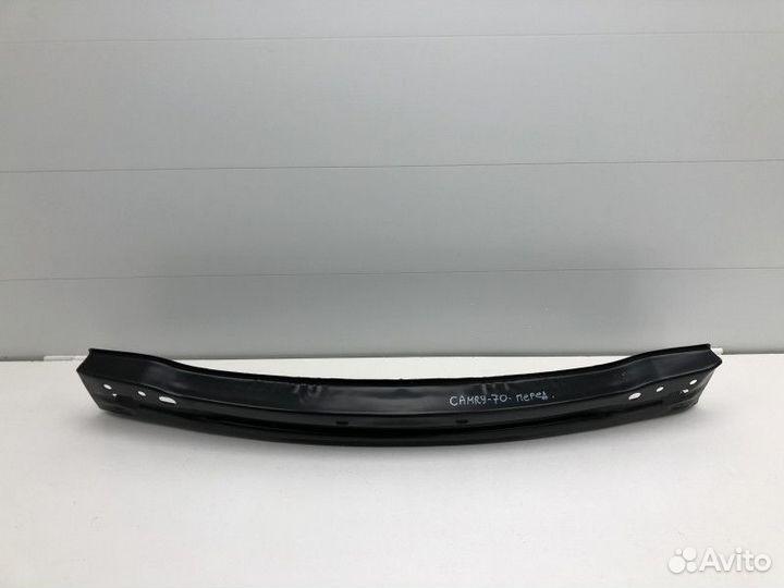 Усилитель переднего бампера Toyota Camry V70