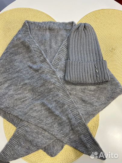 Комплект шапка и шарф женские