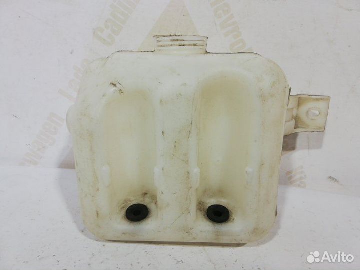 Бачок омывателя LADA Granta 1 2190 до рестайлинг