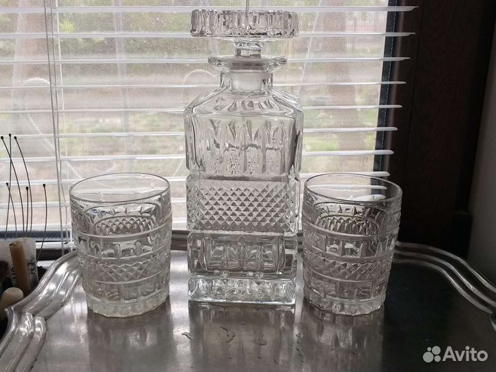 Чехословакия фужеры,рюмки, штоф,графин