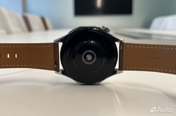 Huawei watch GT 4 46mm на металле