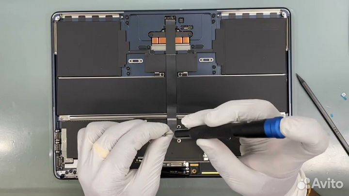 Ремонт iPhone / iPad / MacBook / iMac