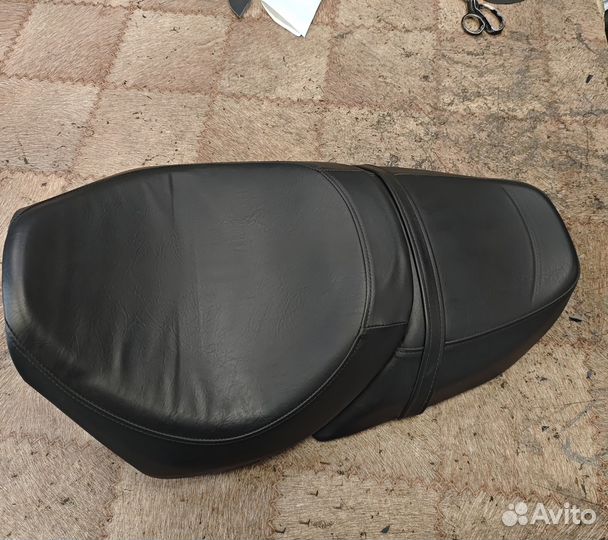 M109R сиденья комплект