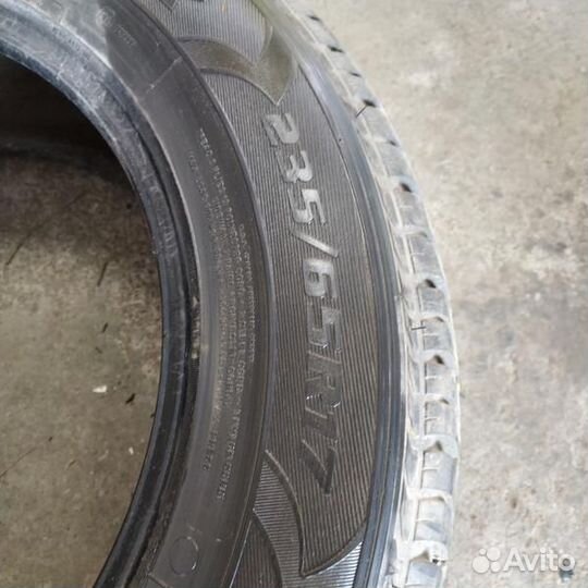 Goodyear Wrangler F1 235/65 R17