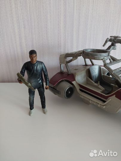 Hasbro Star Wars B3672 Космический корабль