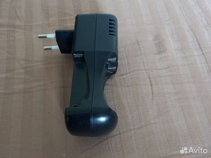 Зарядное устройство