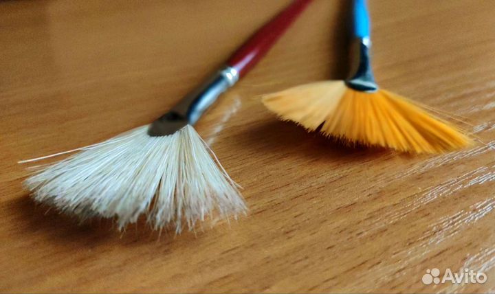 Кисти веерные