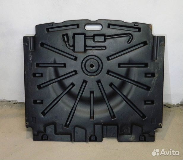 Пол багажника Ford Escape 03г