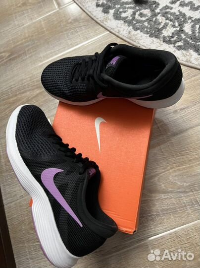 Кроссовки nike оригинал