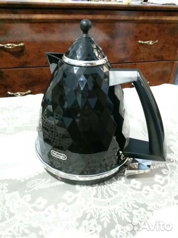 Чайник электрический delonghi