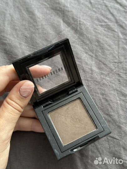 Тени для век bobby brown
