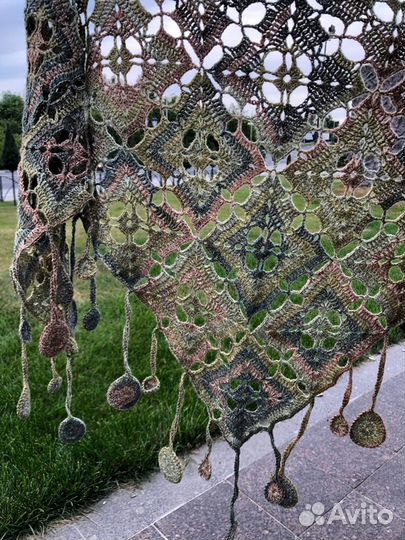 Шаль, бактус