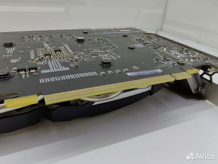 Видеокарта MSI GTX 1070 Armor 8gb