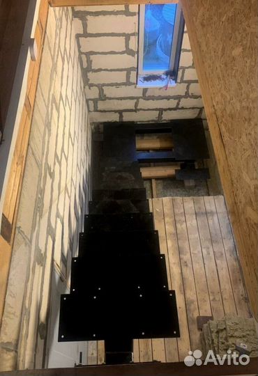 Лестницы на металлокаркасе под ключ