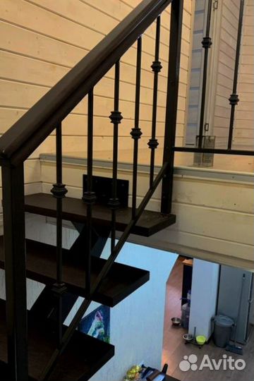 Лестничиный металлокаркас