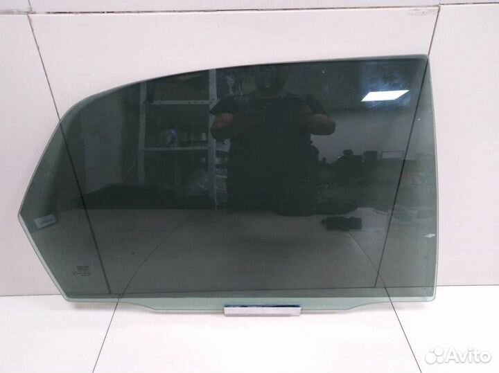 Стекло двери задней правой Volvo S80 TS, TH, KV 19