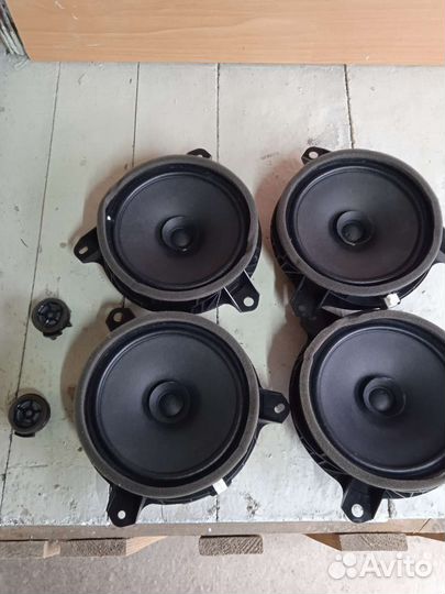 Динамики 16 toyota corolla