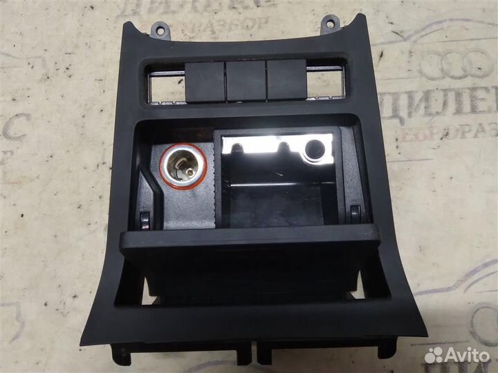 Пепельница передняя VW Golf VI 2009-2012