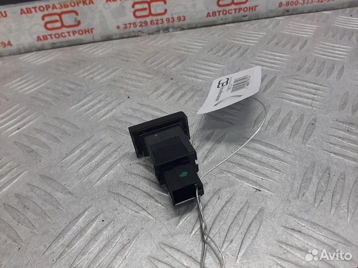 Кнопка ASC / ESP Audi A8 D2/4D рест. 2000