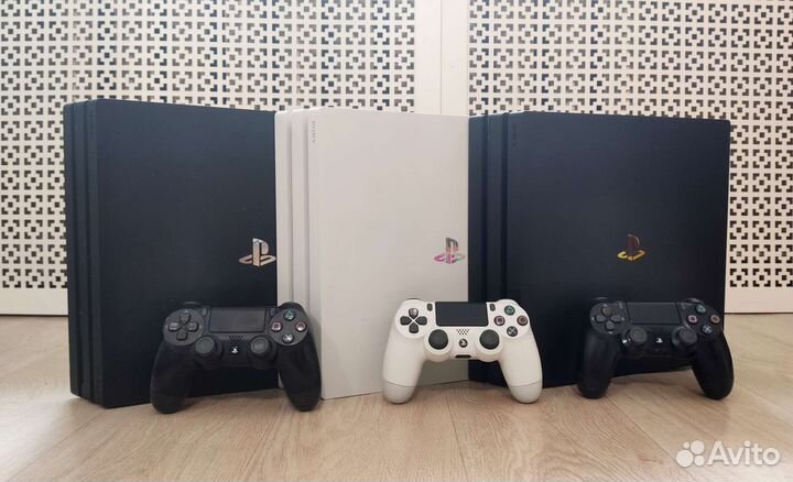 Sony Playstation 4 pro 1tb + 31 игр Gta V