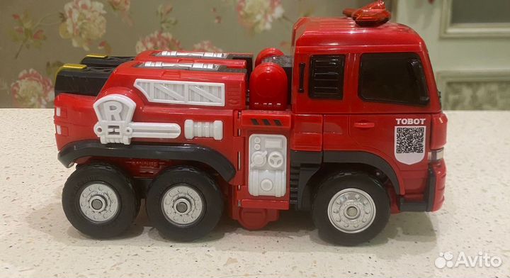 Тобот R пожарный