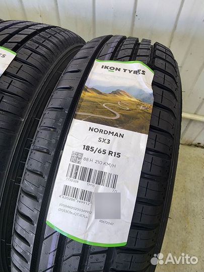 Ikon Tyres Nordman SX3 185/65 R15 88H