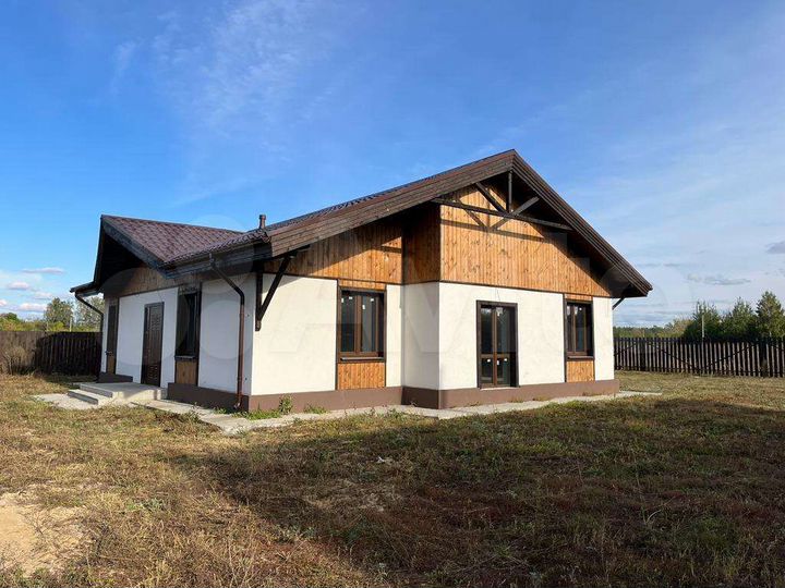 Коттедж 120 м² на участке 10 сот.