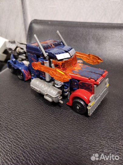 Робот трансформер оптимус прайм