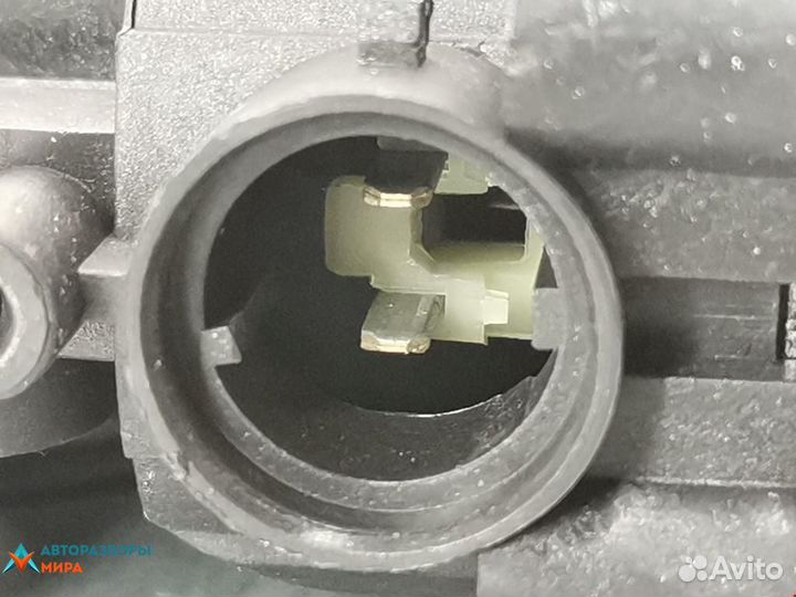 Стеклоподъемник электрический задний правый