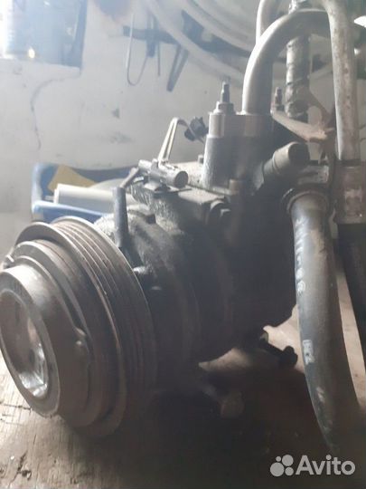 Компрессор кондицыонера